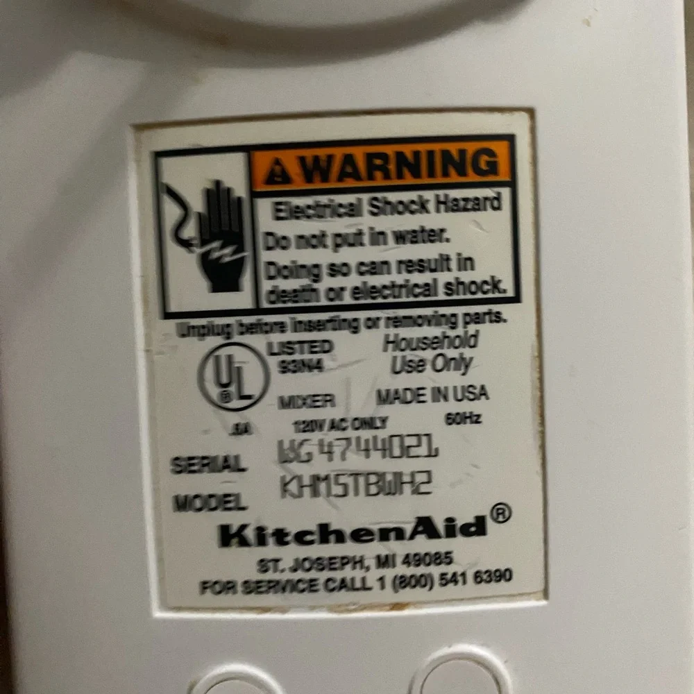 KitchenAid Classic Plus 5 (Model KHM5TBWH2) Electronic 5-Speed Hand Mixer